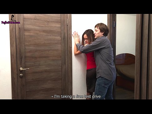 ❤️ นายหน้าเซ็กซี่ Sensually กระตุกหีของเธอและ Fucks ขณะขายอพาร์ตเมนต์ของเธอ - Krempai ❤️ แค่โป๊ ที่ th.hqpornvideos.ru ️❤